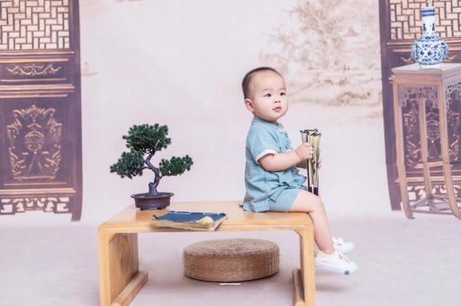 张家口宝宝几个月翻身才正常